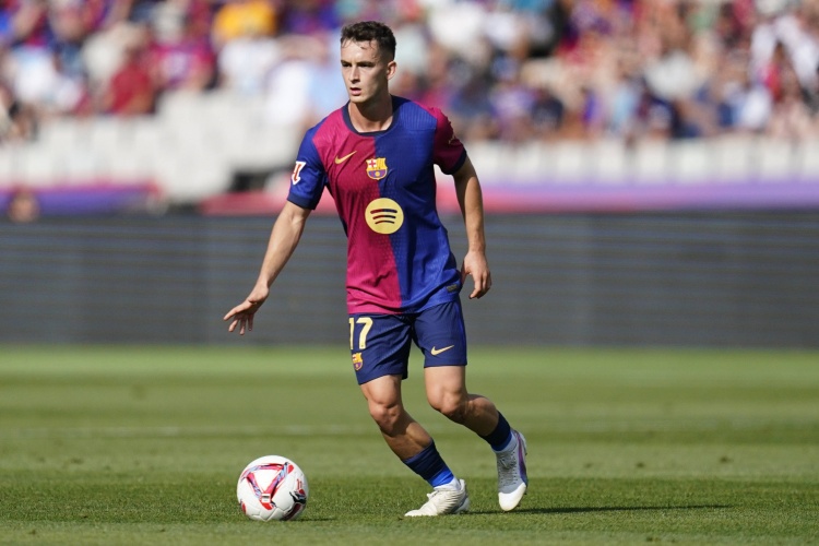 百家乐规则-每体:多支球队有意但卡萨多想留队竞争,巴萨将在几天内和他面谈