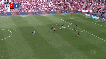 1755994210915006165.gif 【早报】米兰不敌升班马!巴萨绝杀莱万特!