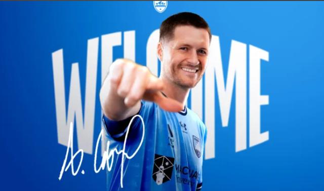 1738462230181018485.png 津门虎铁卫重返澳超暂签短约 伤病缠身是离队主因