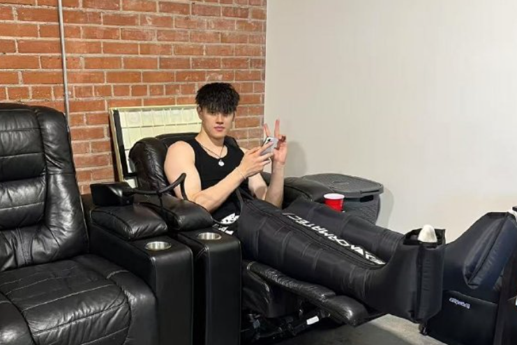 百家乐官网-工作室:曾凡博已完成近三周的训练及康复,后天将与篮网会合